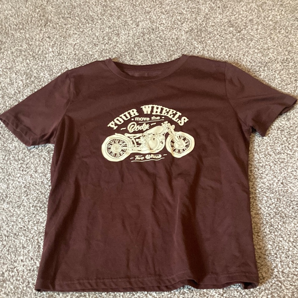 Brown graphic shirt